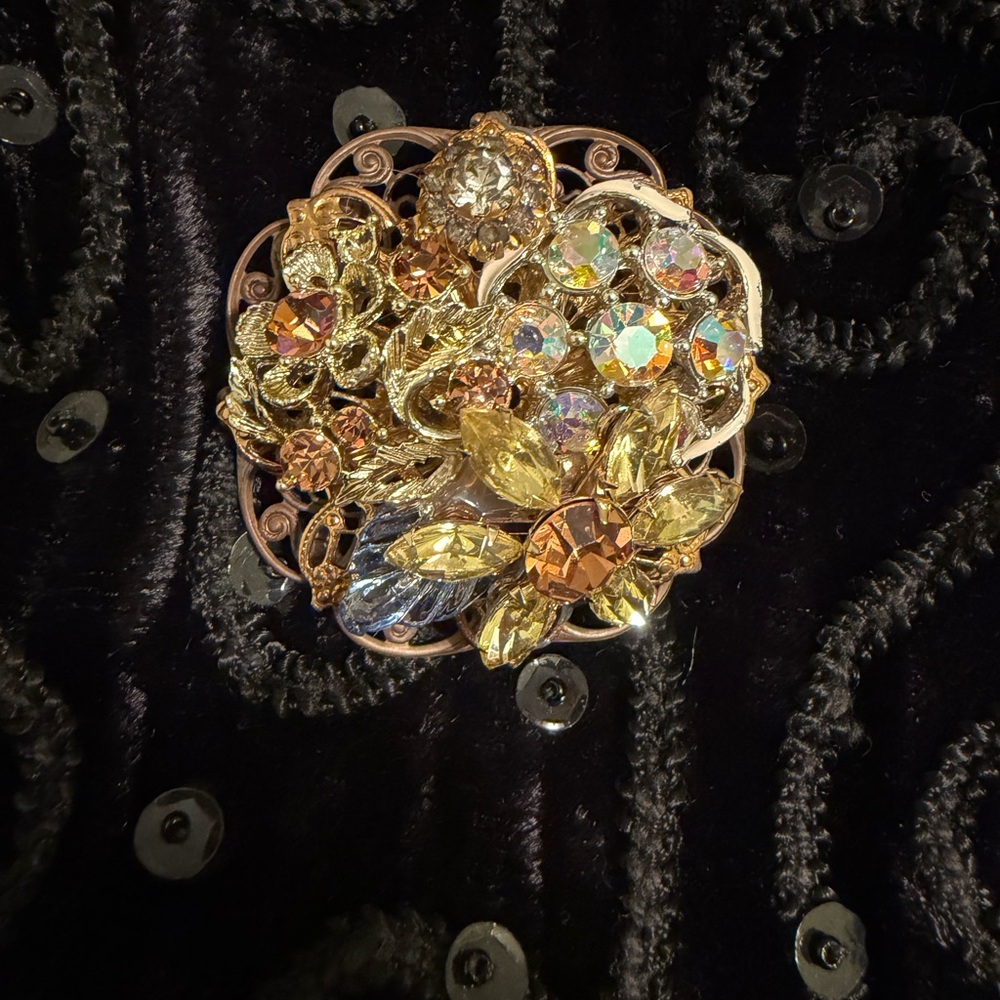 OOAK Gold Floral Crystal Brooch – Elegant Women’s Jewelry
